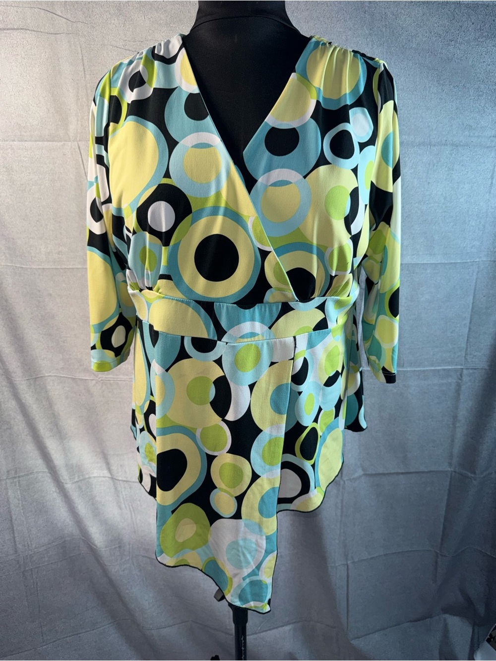 1963-dressbarn Lime, Aqua & Black Abstract Wrap Tunic